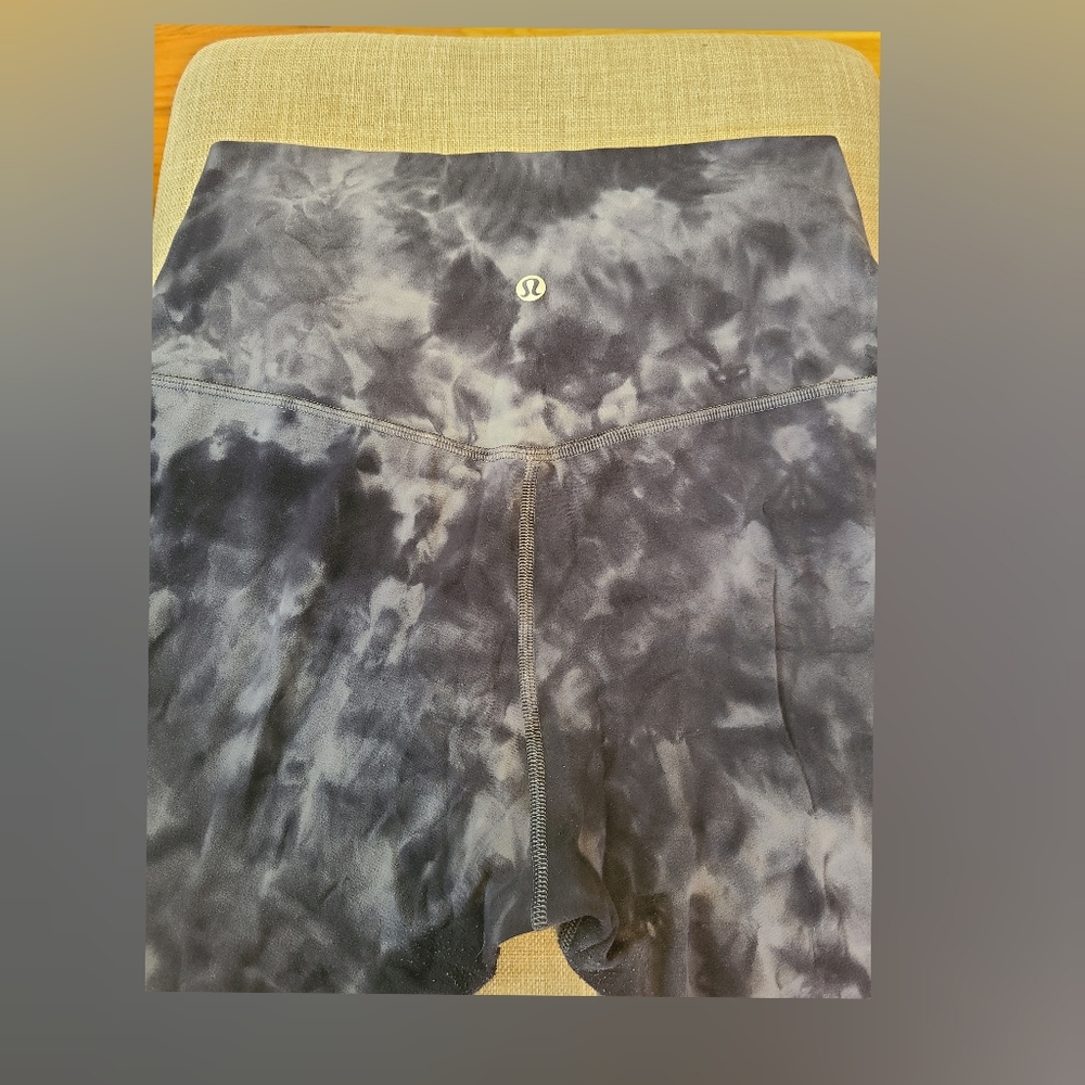 Lululemon 25 inch diamond dye align legging
